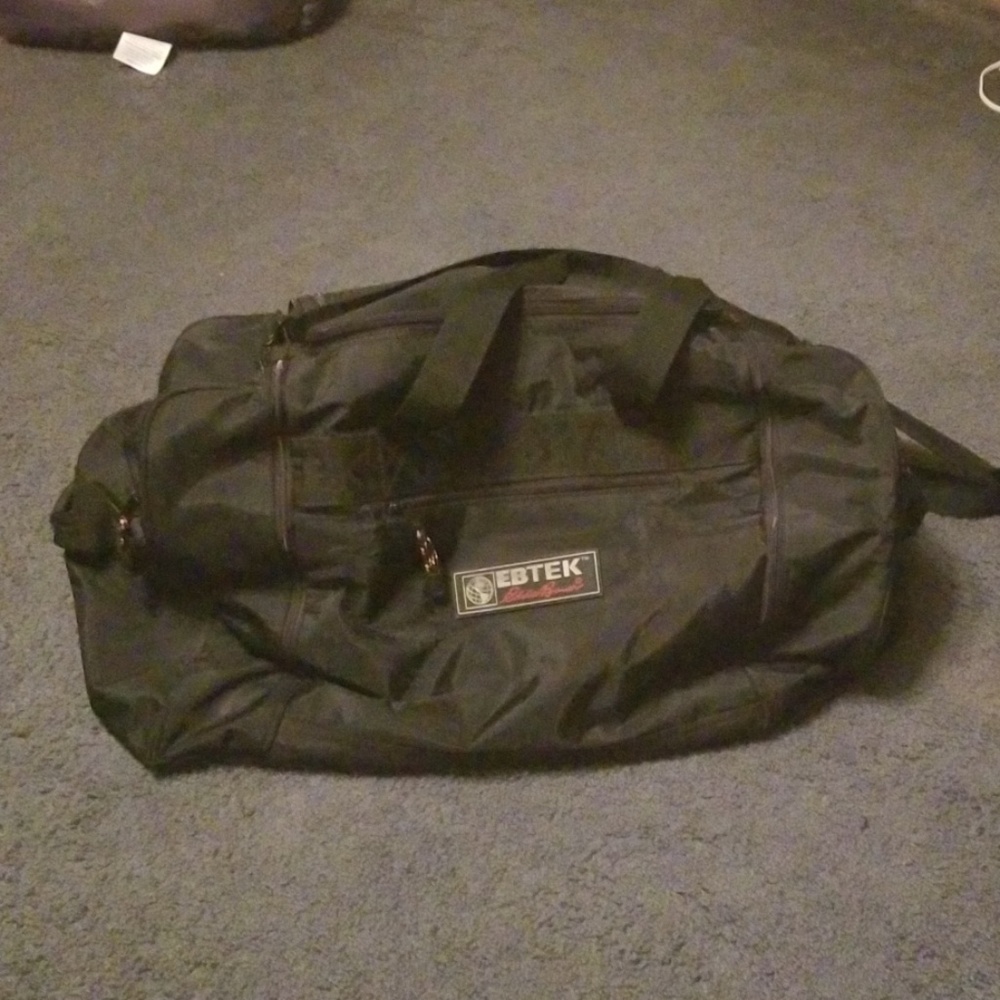 Eddie Bauer duffle bag